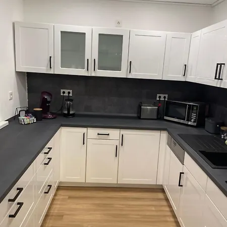 Grote Apartment Warburg